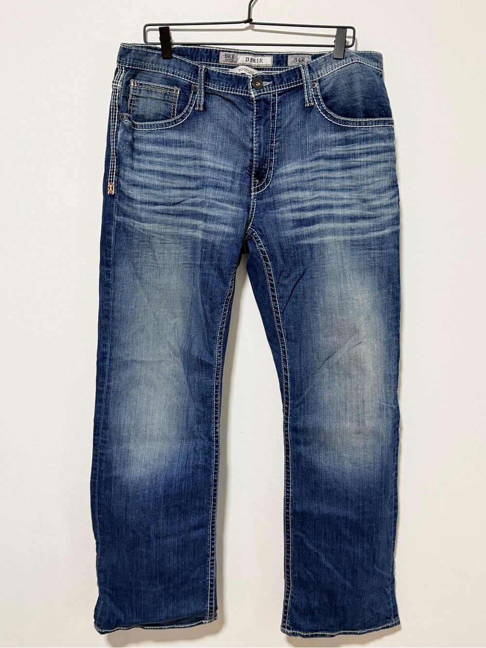 Buckle BKE Men's Blue Washed Boot-Leg Jeans